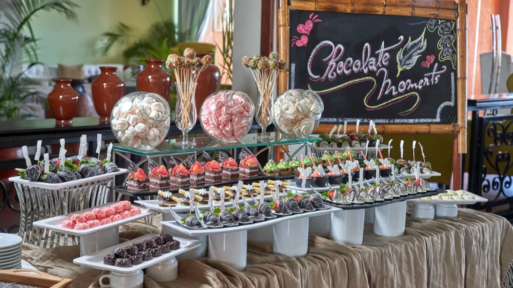 الفندق كانكون بيتش ريزورت - العين السخنة